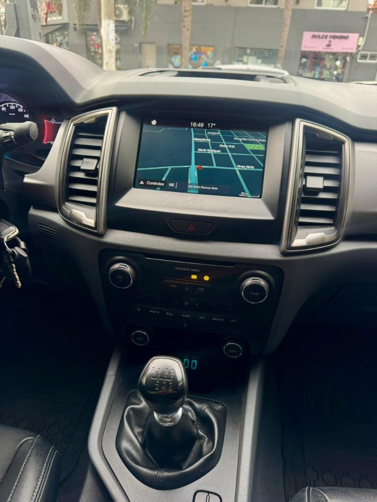 Ford Ranger XLT — foto 14